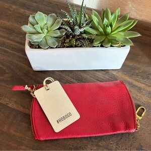 HOBO Go Leather Zippered Pouch/Bag